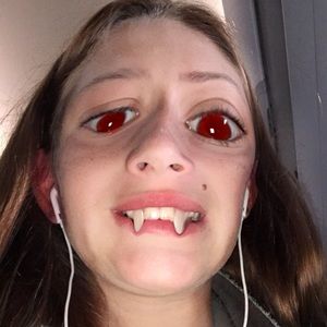 Meet your Posher, Maddie